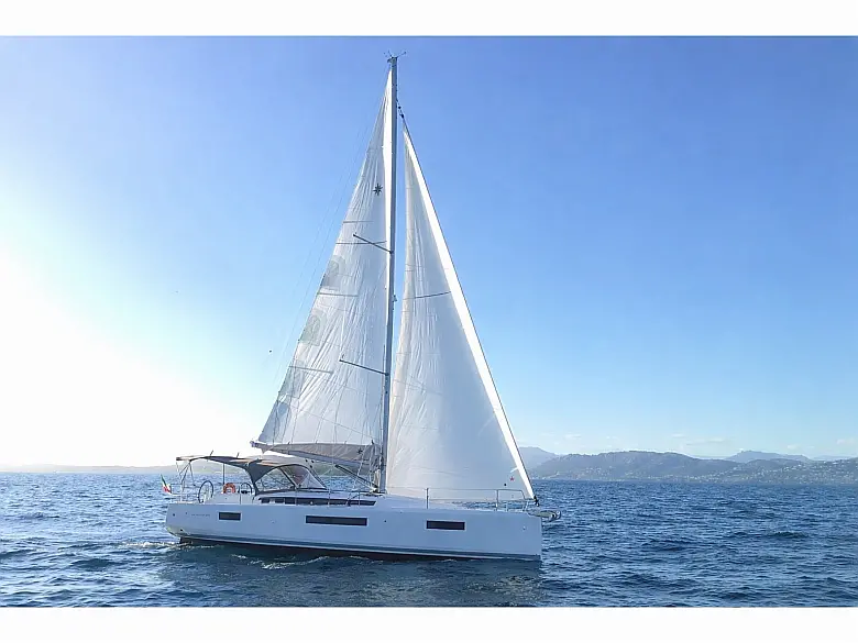 Sun Odyssey 440