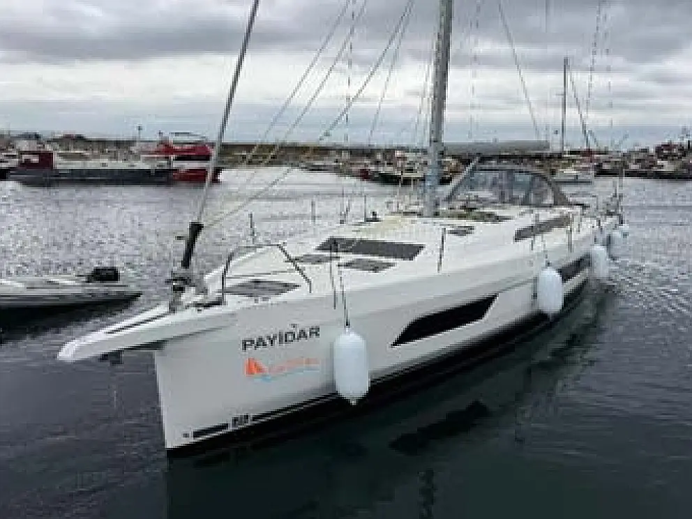 Dufour 44
