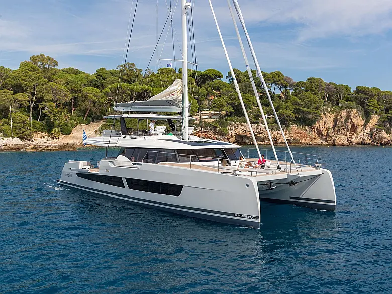 Fountaine Pajot Thira 80